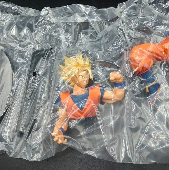 FIRM PRICE-New open box dragonball Japan dokkan battle collab super saiyan - Picture 4 of 9